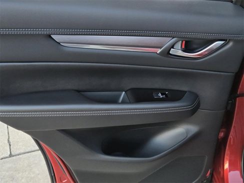 New 2025 MAZDA CX-5 AWD 2.5 S w/ Premium Plus Pkg image 11