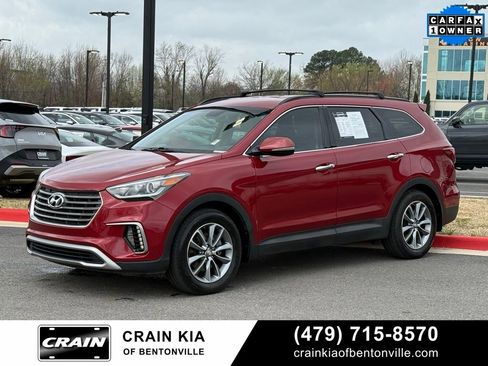 Used 2017 Hyundai Santa Fe Limited image 3