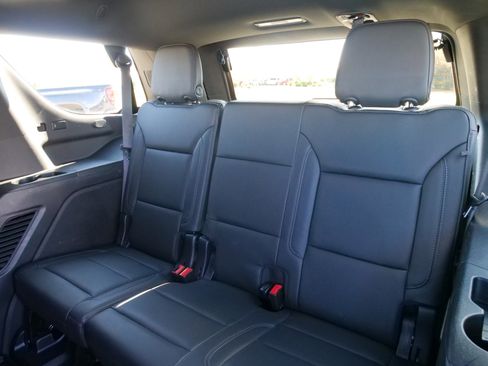 Certified 2021 Chevrolet Tahoe Z71 w/ Rear Media and Nav Package image 15