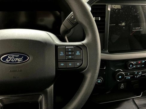 Used 2025 Ford F150 XL w/ Equipment Group 103A High RWD image 17