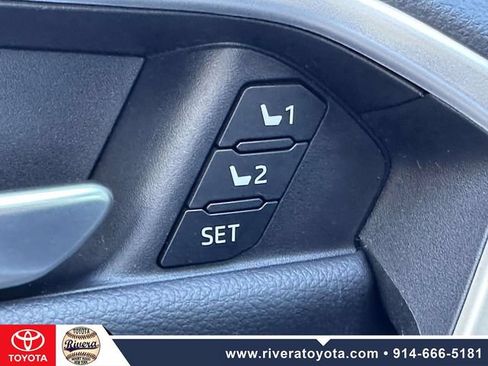 Used 2023 Toyota RAV4 XSE AWD/4WD image 20