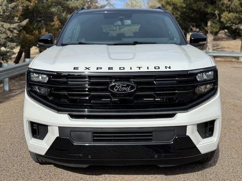 New 2026 Ford Expedition Max Platinum AWD/4WD image 7