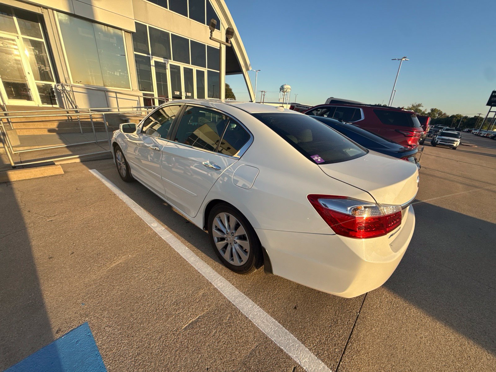 Used 2014 Honda Accord EX-L image 8