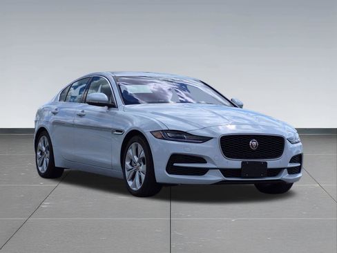 Used 2020 Jaguar XE S AWD/4WD image 8