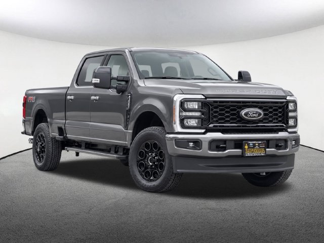 Certified 2025 Ford F350 Lariat w/ Black Appearance Package AWD/4WD image 2