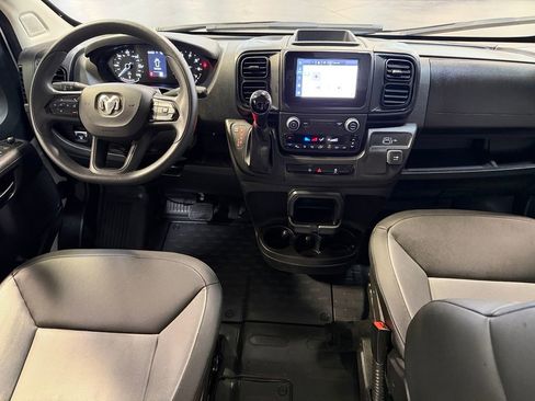 Used 2026 RAM ProMaster 2500 w/ Convenience Group FWD image 13