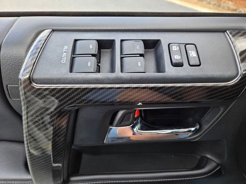 Used 2019 Toyota 4Runner SR5 Premium AWD/4WD image 27