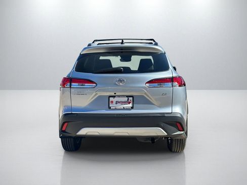 New 2025 Toyota Corolla Cross LE w/ Moonroof Package FWD image 6