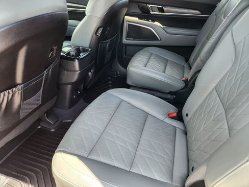 Used 2024 Kia Telluride SX Prestige X-Pro AWD/4WD image 9