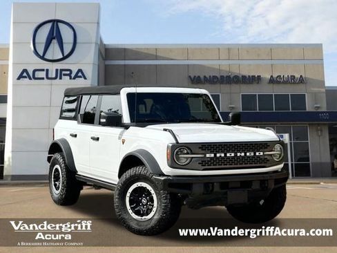 Used 2021 Ford Bronco Badlands image 1