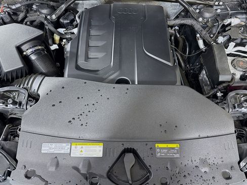 Used 2025 Audi Q5 Premium Plus w/ Premium Plus AWD/4WD image 27