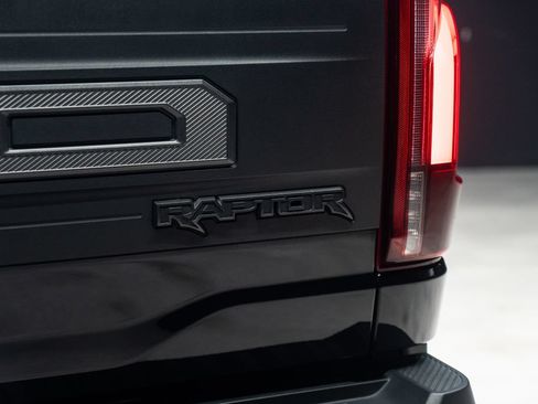 Used 2025 Ford F150 Raptor AWD/4WD image 18