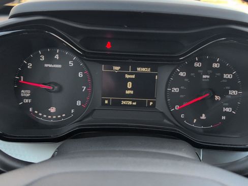 Used 2024 Chevrolet Trax LS image 23