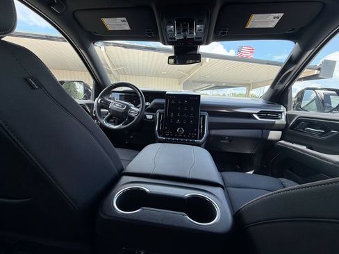 New 2026 GMC Yukon XL Elevation RWD image 12
