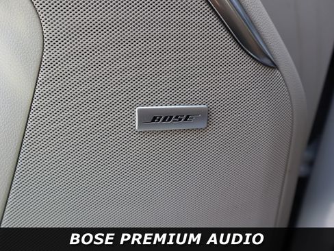 Used 2021 GMC Yukon Denali w/ LPO, Illumination Package AWD/4WD image 30