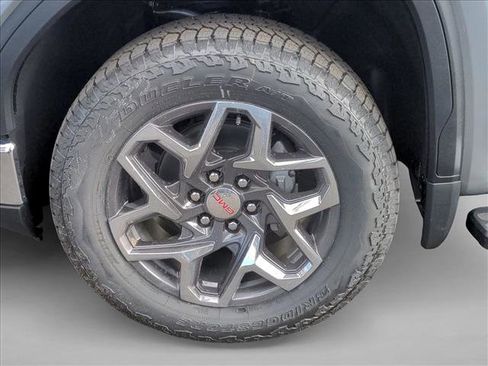 New 2026 GMC Sierra 1500 SLT w/ SLT Premium Plus Package image 18