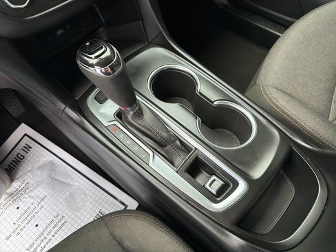 Used 2019 Chevrolet Equinox LT image 27