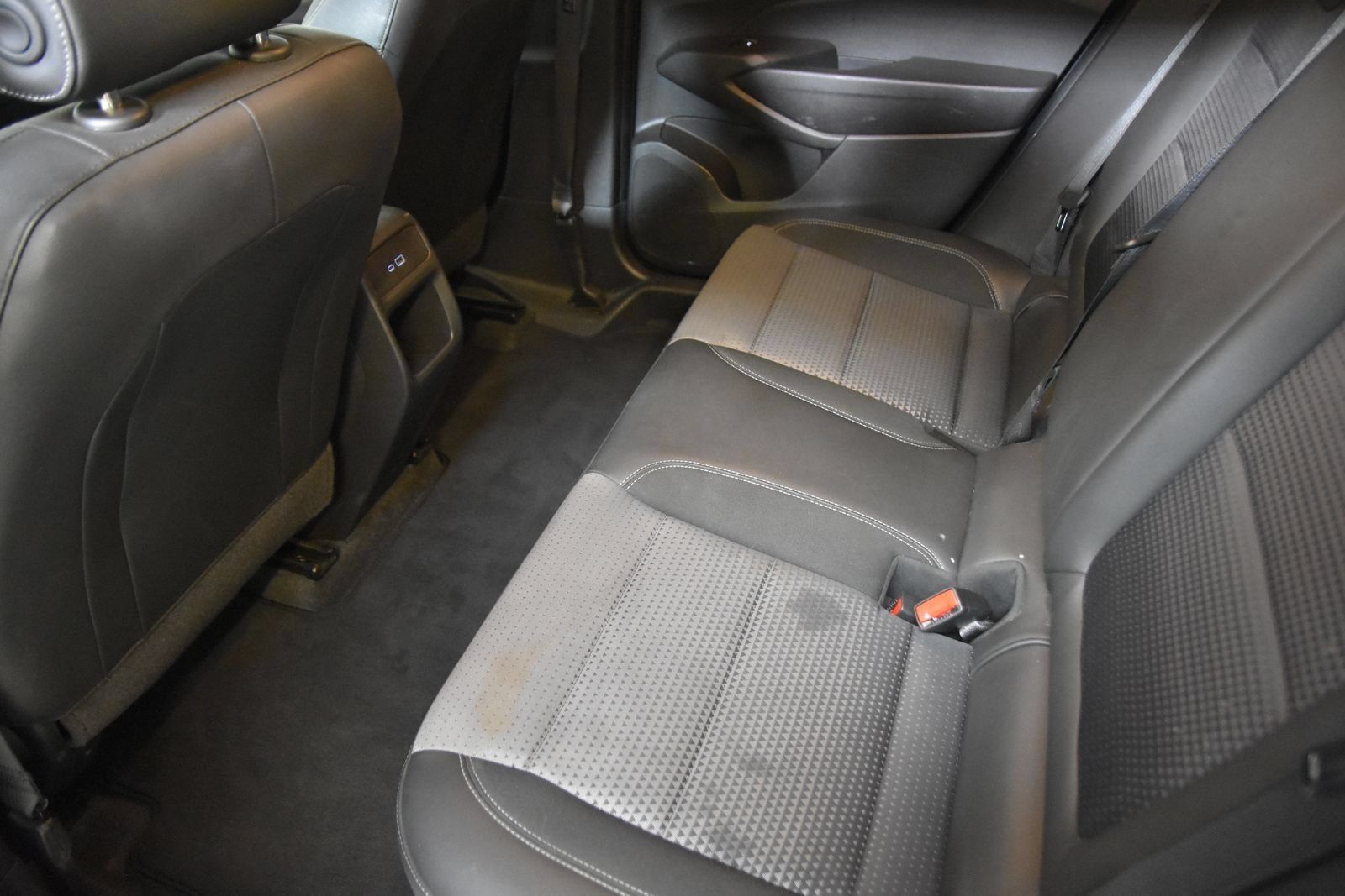 Used 2025 Chevrolet Trax LT FWD image 25