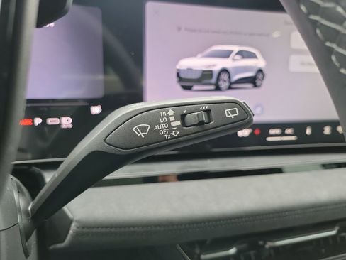 New 2027 Audi SQ6 e-tron Premium Plus AWD/4WD image 20