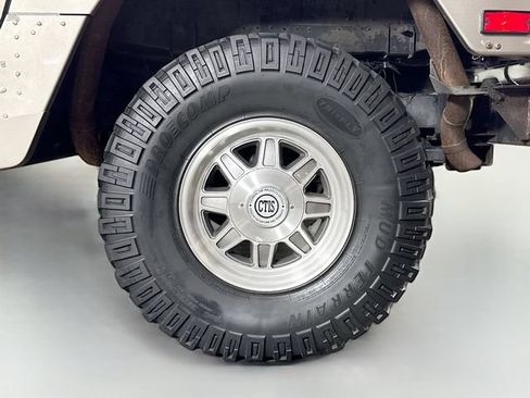 Used 2003 HUMMER H1 4-Door Open Top AWD/4WD image 32