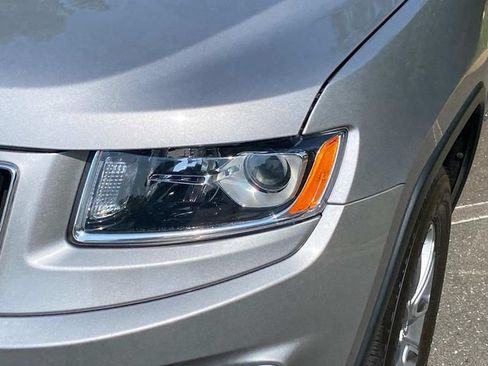 Used 2015 Jeep Grand Cherokee Limited RWD image 5