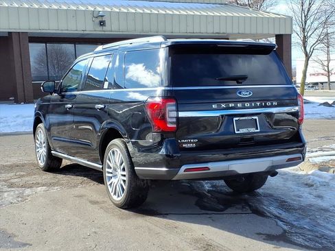 Certified 2023 Ford Expedition Limited image 3