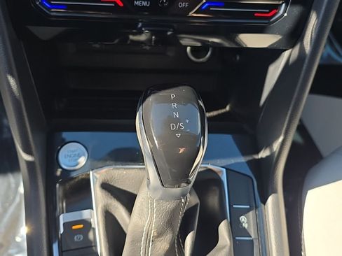 New 2026 Volkswagen Taos SE AWD/4WD image 23