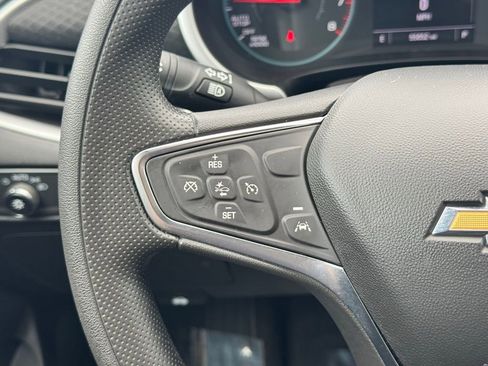 Used 2024 Chevrolet Malibu LT image 28