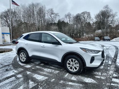 Used 2025 Ford Escape Active image 11