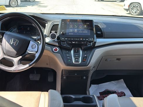 Used 2018 Honda Odyssey Touring image 9