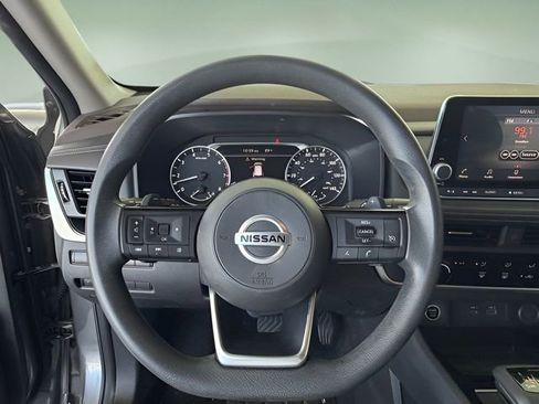 Used 2021 Nissan Rogue S FWD image 15