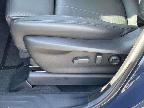 Certified 2025 Subaru Ascent Bronze Edition w/ Onyx Package image 20