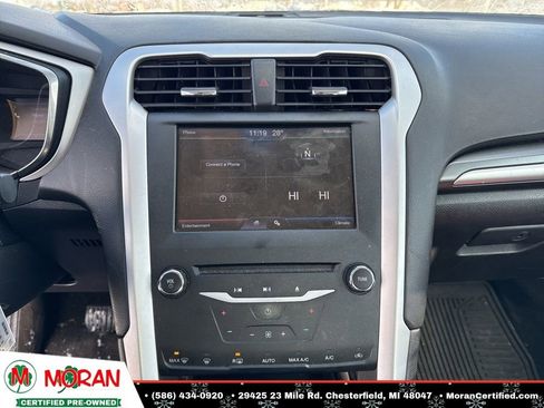 Used 2013 Ford Fusion SE image 15