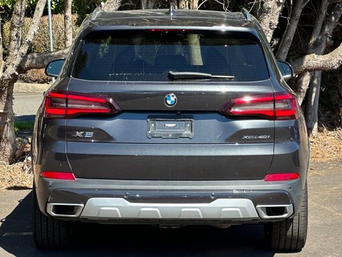 Used 2022 BMW X5 xDrive40i AWD/4WD image 5