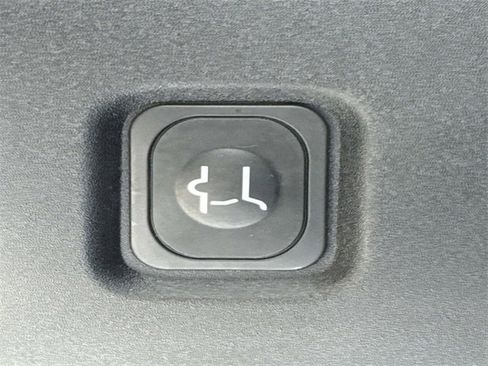 New 2025 Ford Expedition Platinum w/ Stealth Performance Package image 16