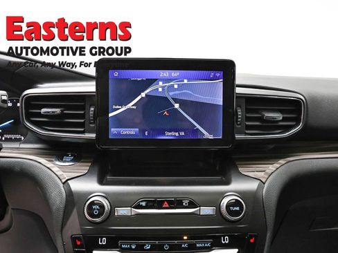 Used 2020 Ford Explorer Limited w/ Class III Trailer Tow Package AWD/4WD image 12