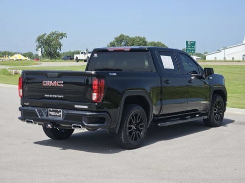 Used 2024 GMC Sierra 1500 Elevation w/ X31 Off-Road Package AWD/4WD image 7