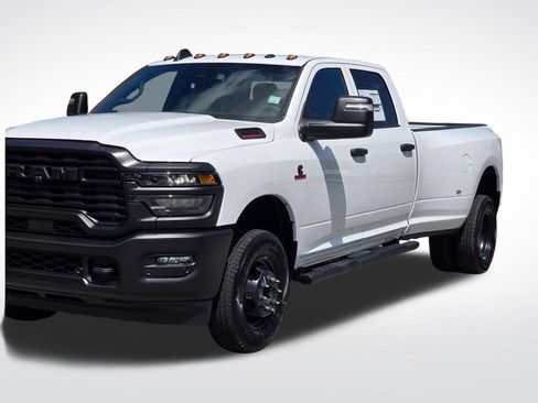New 2026 RAM 3500 Tradesman AWD/4WD image 43