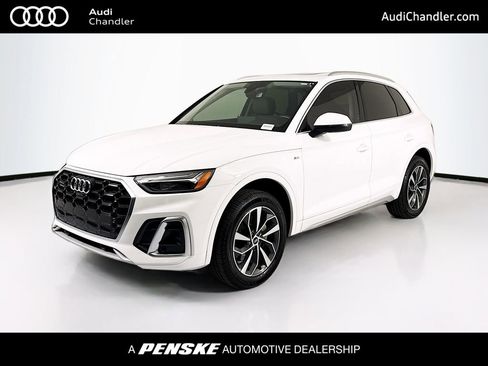 Certified 2023 Audi Q5 2.0T Premium Plus w/ Premium Plus Package AWD/4WD image 1
