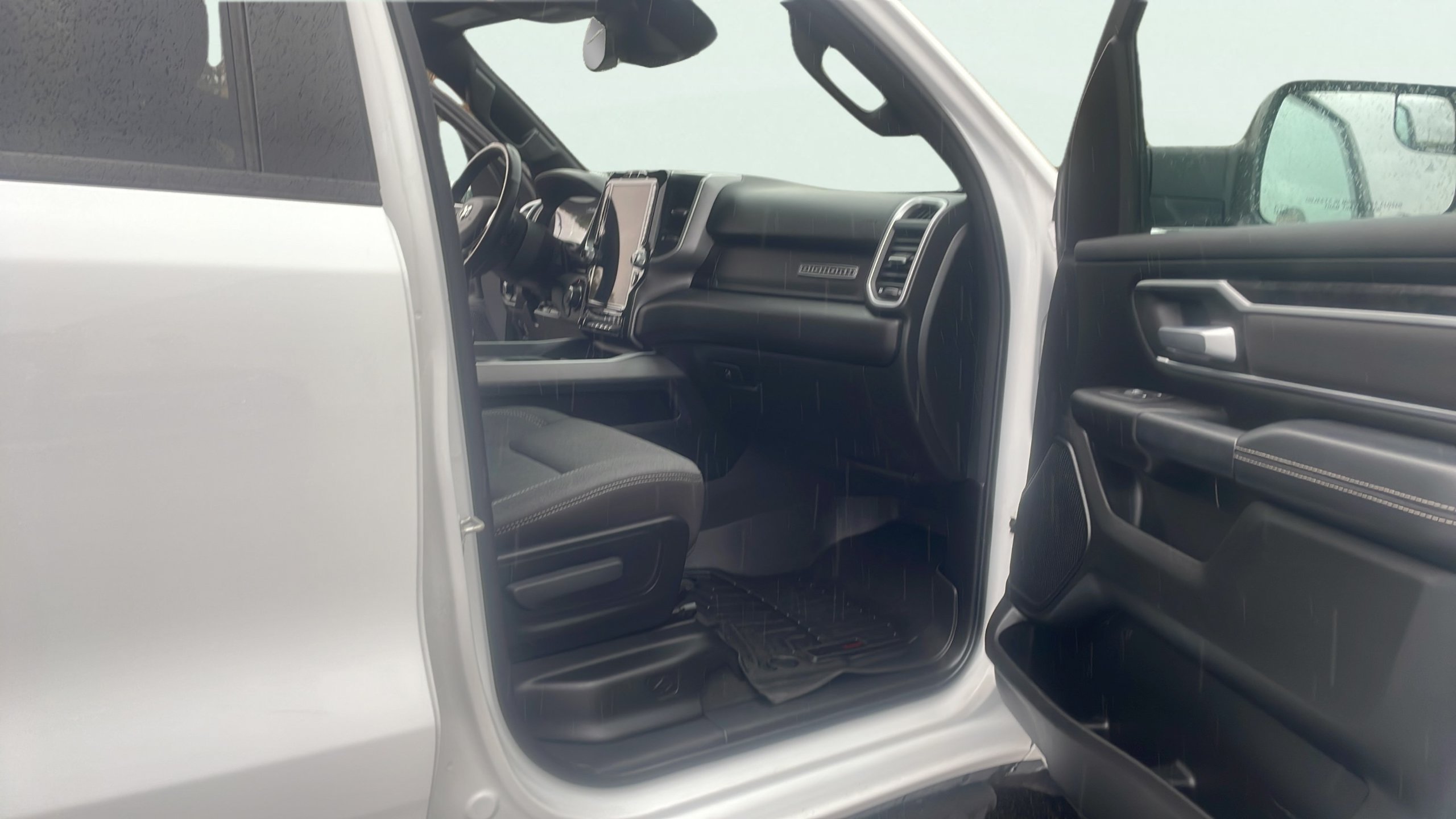 Used 2023 RAM 1500 Big Horn AWD/4WD image 17