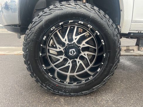 Used 2014 RAM 3500 Laramie w/ Cold Weather Group image 10