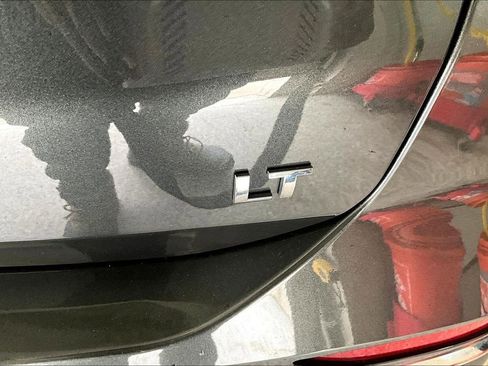 Used 2019 Chevrolet Equinox LT image 24