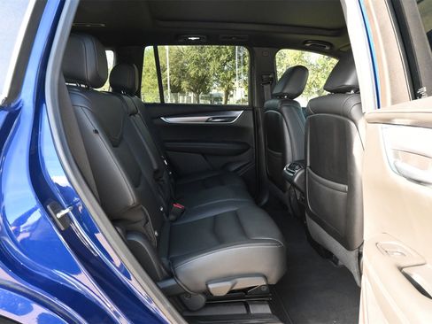 Certified 2023 Cadillac XT6 Luxury image 24