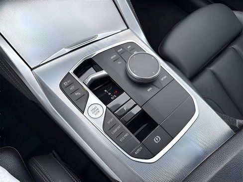 Used 2024 BMW 440i xDrive M440i xDrive w/ Premium Package image 27