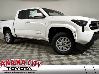 New 2025 Toyota Tacoma SR5