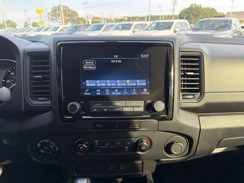 Used 2024 Nissan Frontier S AWD/4WD image 29