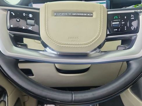 Used 2024 Land Rover Range Rover Autobiography AWD/4WD image 41