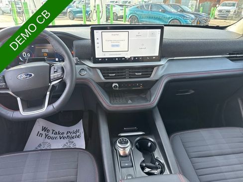 Used 2025 Ford Explorer ST-Line w/ Premium Package AWD/4WD image 21