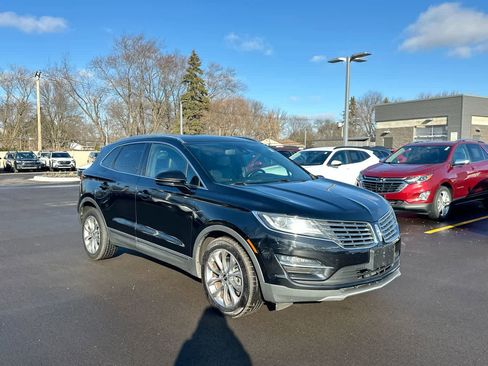Used 2017 Lincoln MKC Select w/ Lincoln MKC Climate Package image 15