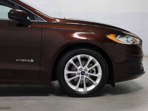 Used 2019 Ford Fusion SE image 11